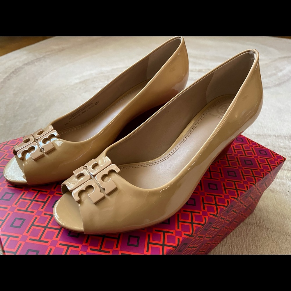 Brand New, Tory Burch Lowell Wedge heels